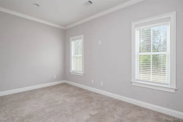 284 Abby LN, Millbrook, AL 36054
