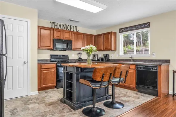 245 Silver Spring ST, Dallas, GA 30157