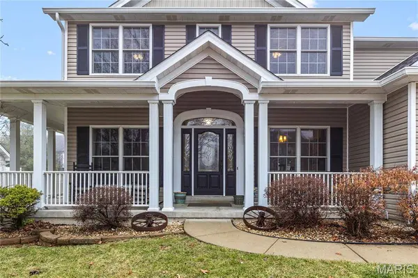 122 Courtfield DR, O'fallon, MO 63366