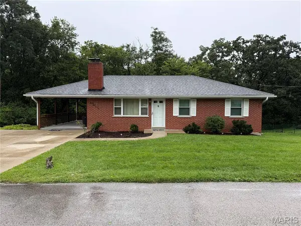 2832 Moravec DR