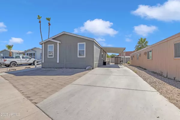 1650 S ARIZONA Avenue #352, Chandler, AZ 85286