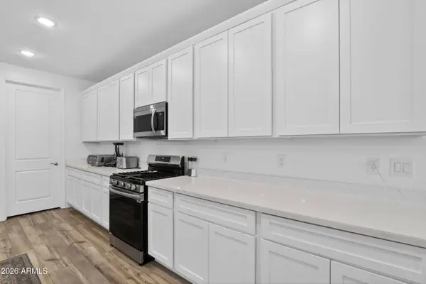 12761 W PARKWAY Lane, Avondale, AZ 85323