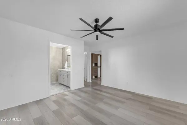 1852 N SAFFRON Circle, Mesa, AZ 85205