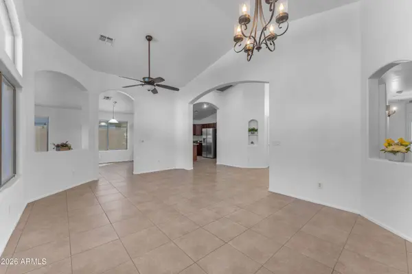 10340 W ALBENIZ Place, Tolleson, AZ 85353
