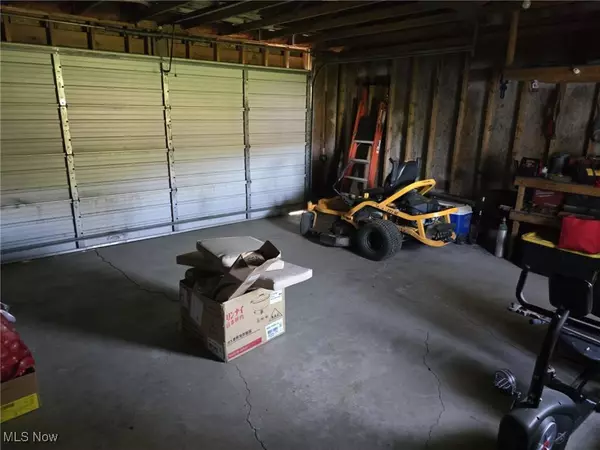 3155 Harper DR, Nashport, OH 43830