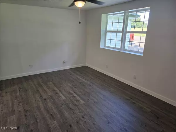 2887 Olde Falls RD, Zanesville, OH 43701