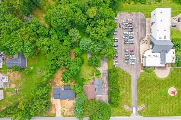 610 Military RD, Zanesville, OH 43701