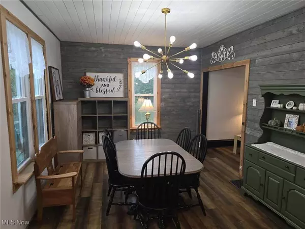 202 Meek AVE, Byesville, OH 43723