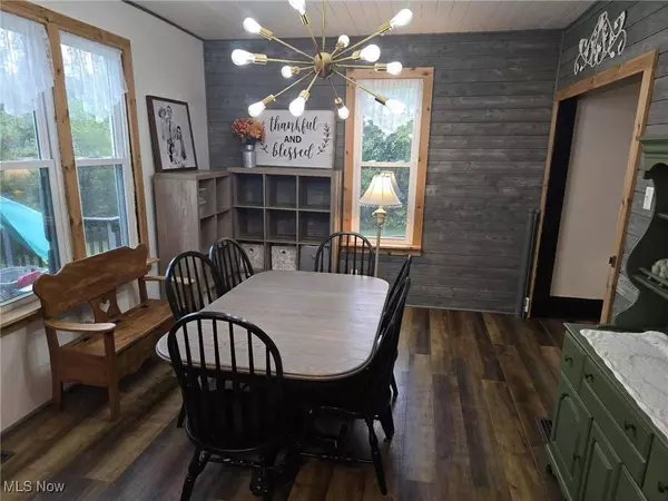 202 Meek AVE, Byesville, OH 43723