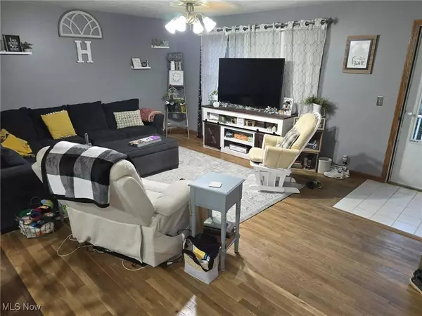 6355 Brentcrest DR, Nashport, OH 43830