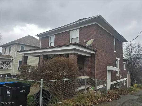 1245 Wheeling AVE, Zanesville, OH 43701