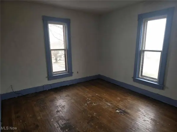 1102 Beatty AVE, Cambridge, OH 43725