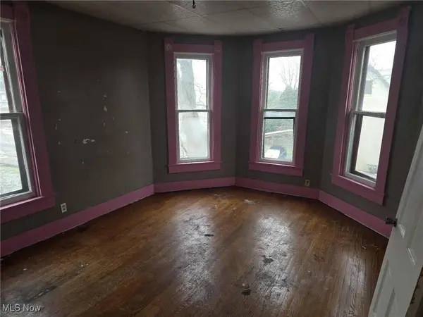 1102 Beatty AVE, Cambridge, OH 43725