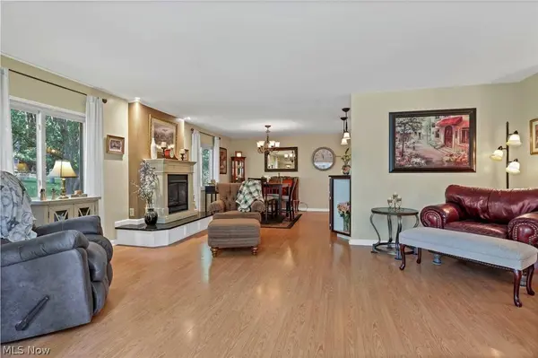 225 Sebaugh DR, Zanesville, OH 43701