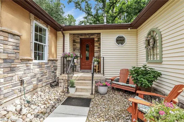 225 Sebaugh DR, Zanesville, OH 43701