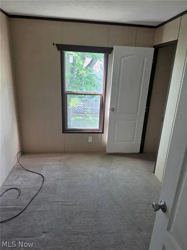 3000 Moxadarla DR #28, Zanesville, OH 43701