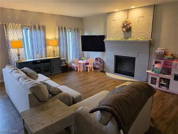 375 Walters WAY, Zanesville, OH 43701
