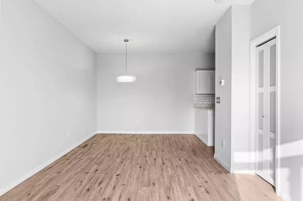 608 Roundhouse ST, Shakopee, MN 55379