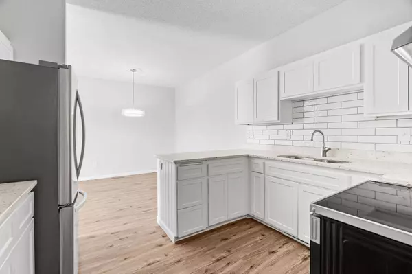 608 Roundhouse ST, Shakopee, MN 55379