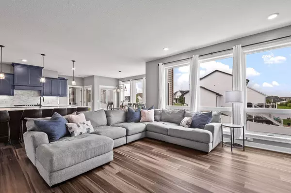 1401 142nd CT E, Rosemount, MN 55068