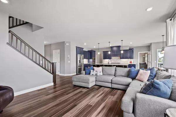 1401 142nd CT E, Rosemount, MN 55068