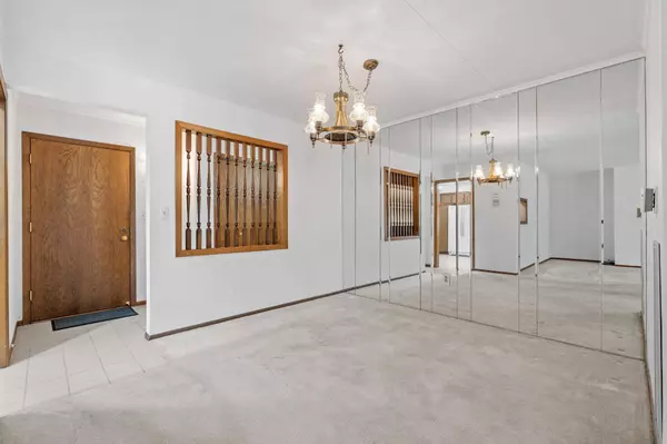 1101 Sibley Memorial HWY #306, Lilydale, MN 55118