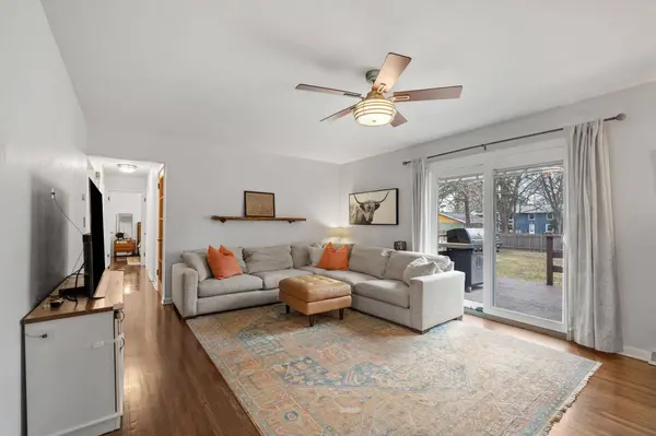 16100 Temple DR, Minnetonka, MN 55345