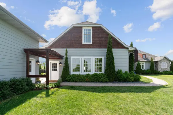 32457 Alexander CT, Northfield, MN 55057