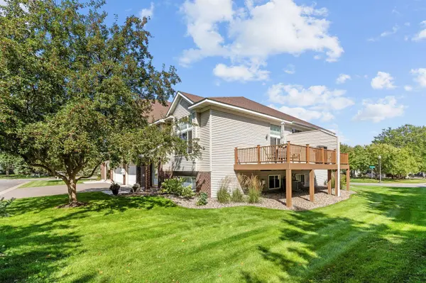 15642 Chasewood CT, Rosemount, MN 55068