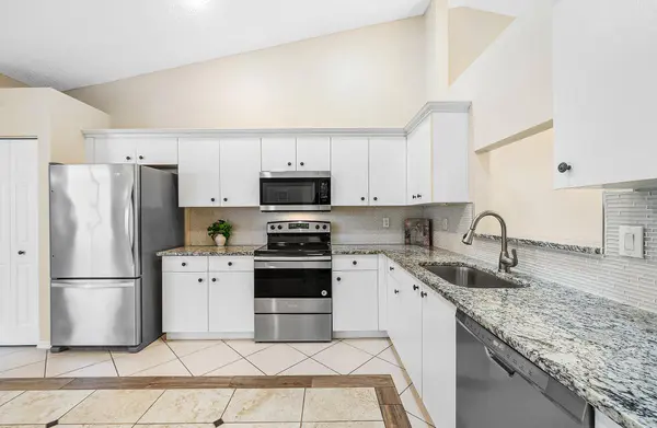 6060 Petunia RD, Delray Beach, FL 33484