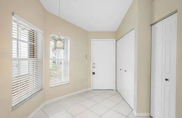 6060 Petunia RD, Delray Beach, FL 33484