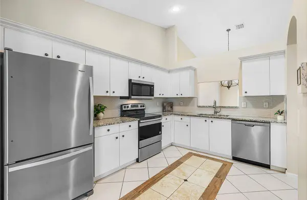 6060 Petunia RD, Delray Beach, FL 33484