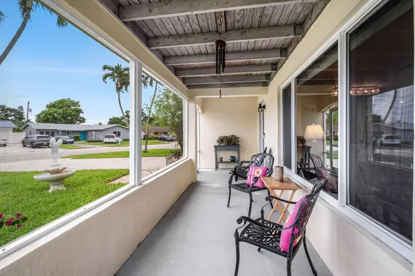 22217 SW 64TH TER, Boca Raton, FL 33428