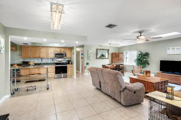 22217 SW 64TH TER, Boca Raton, FL 33428