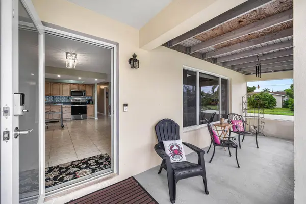 22217 SW 64TH TER, Boca Raton, FL 33428