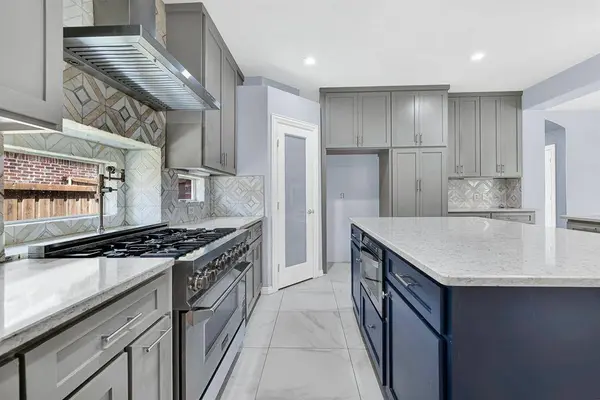 10051 Plainsman Lane, Frisco, TX 75035
