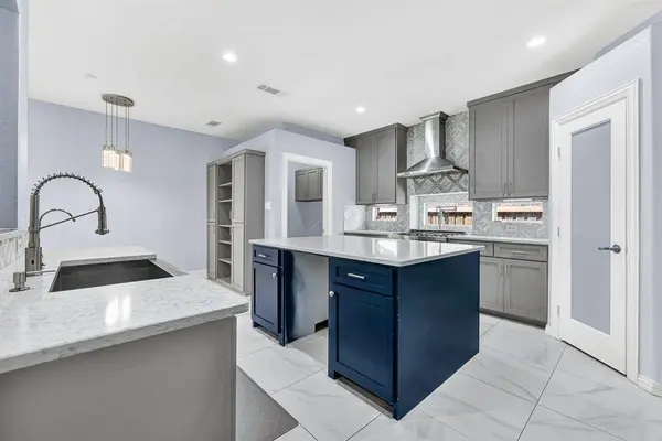 10051 Plainsman Lane, Frisco, TX 75035