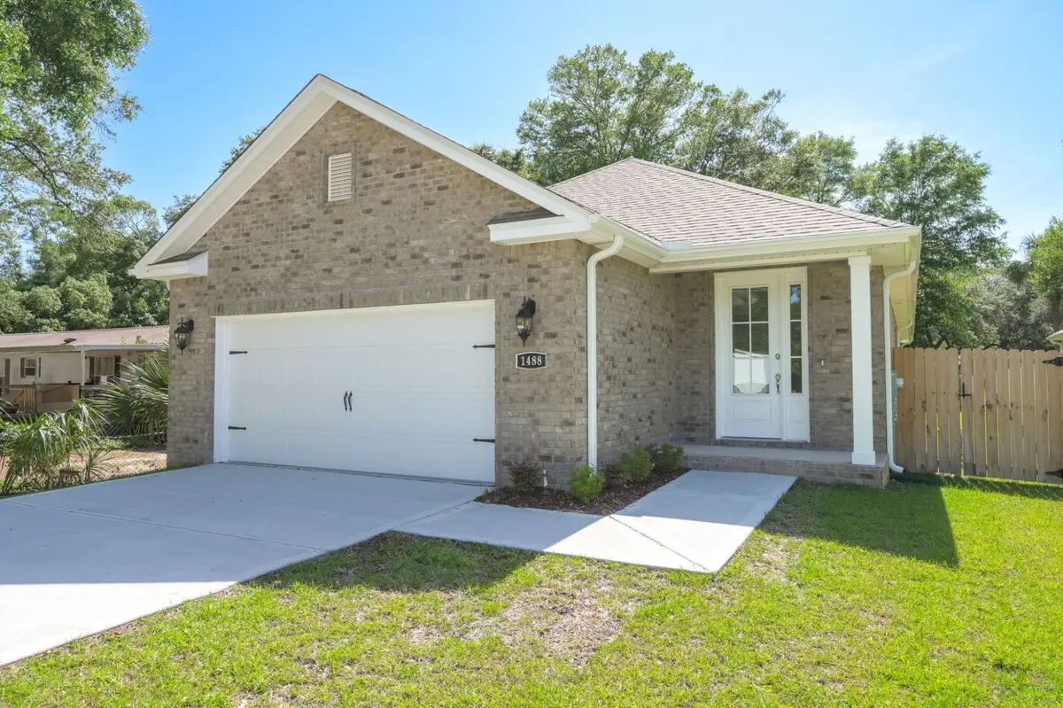 1488 Pine St-Niceville-3
