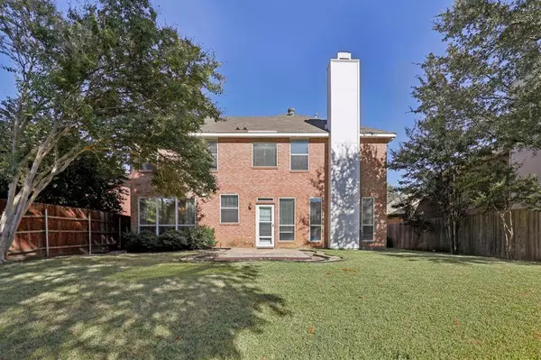 2715 Chatsworth Drive, Grapevine, TX 76051