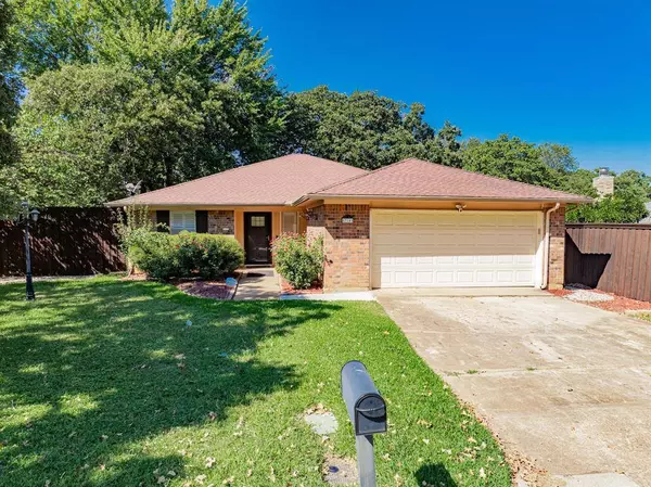 5314 Bright Star Trail, Arlington, TX 76017