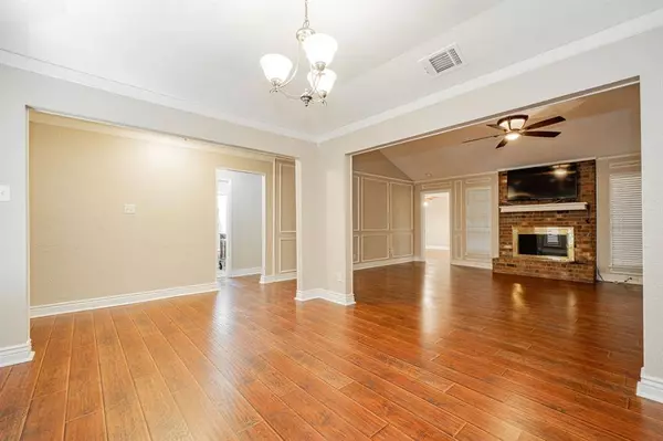 5314 Bright Star Trail, Arlington, TX 76017