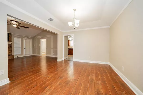 5314 Bright Star Trail, Arlington, TX 76017