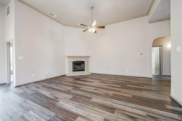 2408 Priscella Drive, Fort Worth, TX 76131