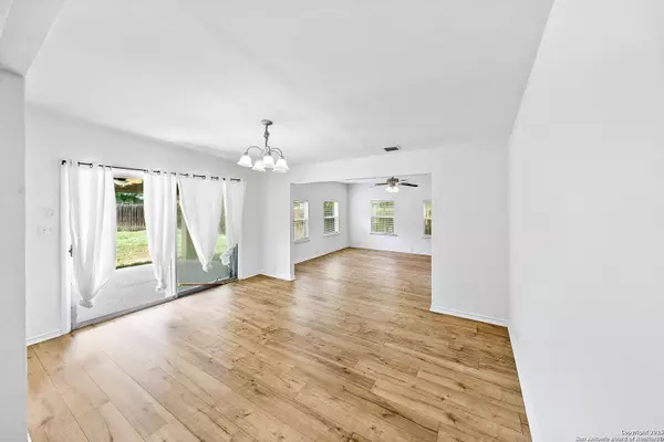 435 SHARON, San Antonio, TX 78216