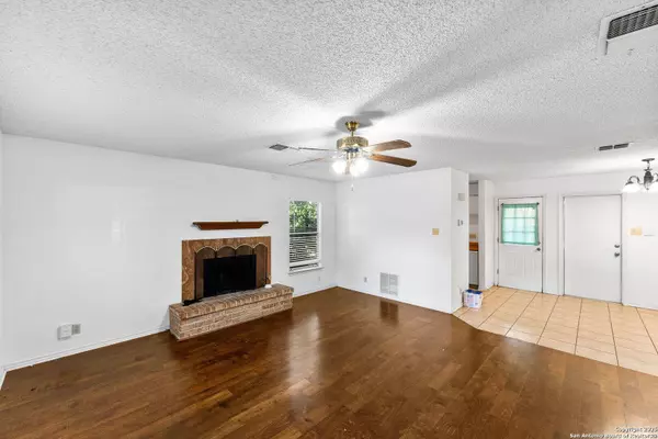 2202 Knights Wood, San Antonio, TX 78231