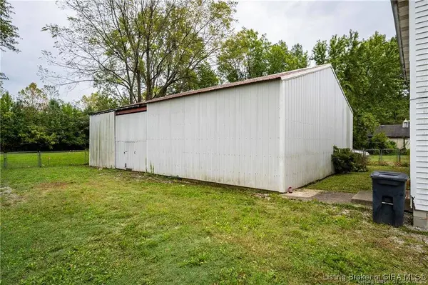 206 Myrtle ST, Jeffersonville, IN 47130