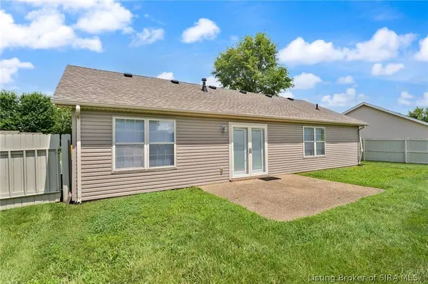405 Tristin TRL, Jeffersonville, IN 47130