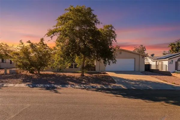 2568 E Spunkmeyer WAY, Fort Mohave, AZ 86426