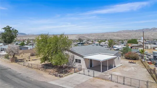 1811 Sea Breeze LN, Bullhead City, AZ 86442