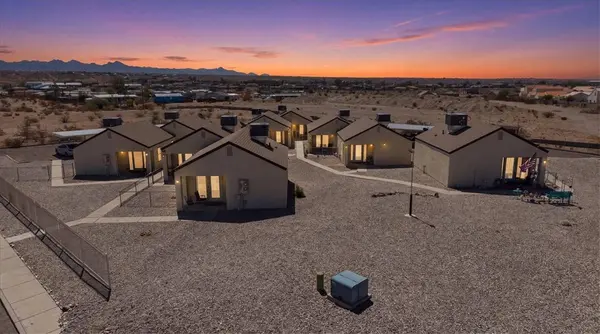 1210 Navajo DR